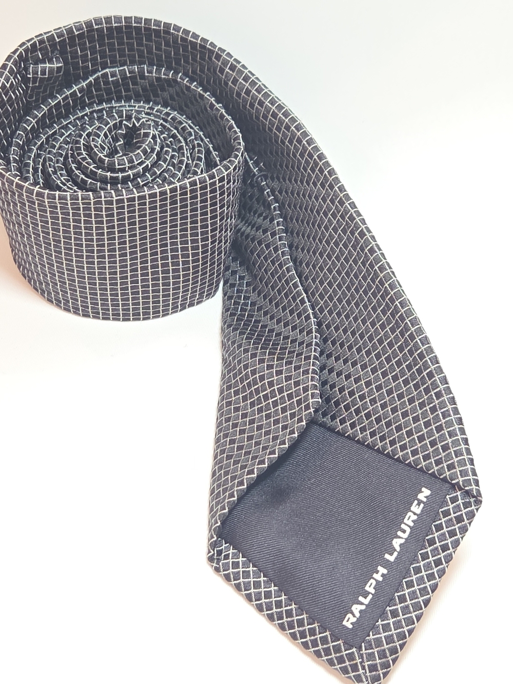 Ralph Lauren Black Label Mens Vintage Black Grid-Pattern 100% Silk Tie 3.15"x57"
